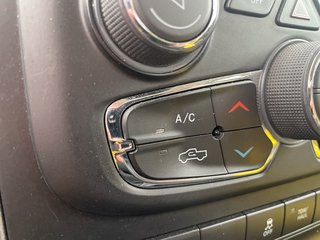 2019 Ram 1500 Classic in St-Jérôme, Quebec - 13 - w320h240px