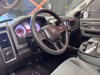 2019 Ram 1500 Classic in St-Jérôme, Quebec - 3 - w320h240px