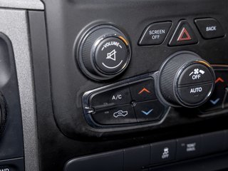 Ram 1500 Classic  2019 à St-Jérôme, Québec - 20 - w320h240px