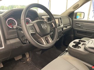 2021 Ram 1500 Classic in St-Jérôme, Quebec - 3 - w320h240px