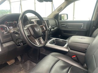 Ram 1500 Classic  2021 à St-Jérôme, Québec - 3 - w320h240px