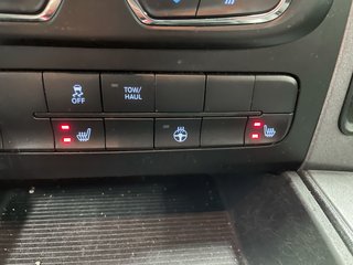 Ram 1500 Classic  2021 à St-Jérôme, Québec - 9 - w320h240px