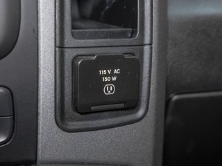 2022 Ram 1500 Classic in St-Jérôme, Quebec - 23 - w320h240px