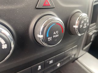 2022 Ram 1500 Classic in St-Jérôme, Quebec - 16 - w320h240px