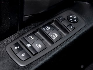 Ram 1500 Classic  2023 à St-Jérôme, Québec - 27 - w320h240px