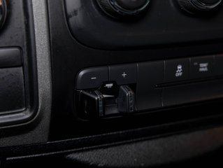 2017 Ram 1500 in St-Jérôme, Quebec - 18 - w320h240px