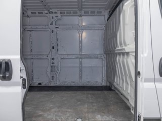 2023 Ram ProMaster Cargo Van in St-Jérôme, Quebec - 23 - w320h240px