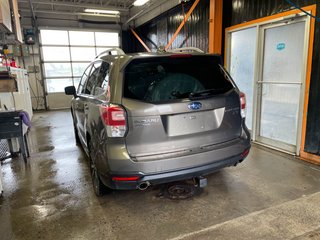 2017 Subaru Forester in St-Jérôme, Quebec - 6 - w320h240px