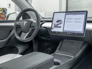 2024 Tesla Model Y in St-Jérôme, Quebec - 24 - w320h240px