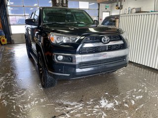 Toyota 4Runner  2017 à St-Jérôme, Québec - 10 - w320h240px
