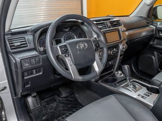 Toyota 4Runner  2019 à St-Jérôme, Québec - 2 - w320h240px