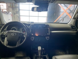 Toyota 4Runner  2023 à St-Jérôme, Québec - 13 - w320h240px