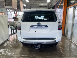 Toyota 4Runner  2023 à St-Jérôme, Québec - 9 - w320h240px