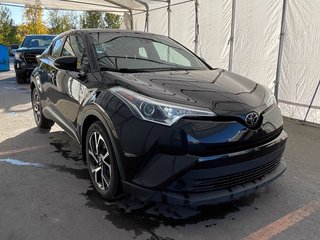 2018 Toyota C-HR in St-Jérôme, Quebec - 9 - w320h240px