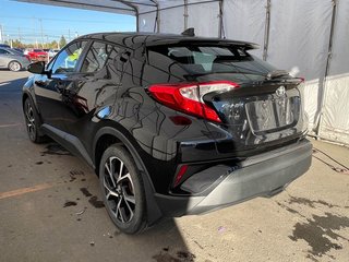 2018 Toyota C-HR in St-Jérôme, Quebec - 5 - w320h240px