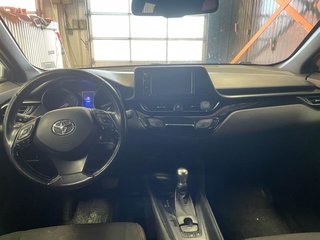 Toyota C-HR  2018 à St-Jérôme, Québec - 10 - w320h240px