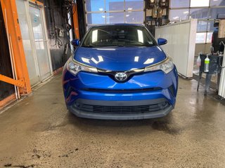 Toyota C-HR  2018 à St-Jérôme, Québec - 4 - w320h240px