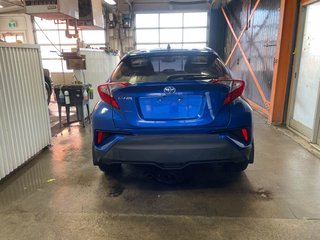 Toyota C-HR  2018 à St-Jérôme, Québec - 6 - w320h240px
