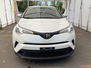 Toyota C-HR  2019 à St-Jérôme, Québec - 4 - w320h240px