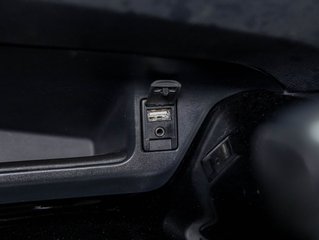 2019 Toyota C-HR in St-Jérôme, Quebec - 23 - w320h240px