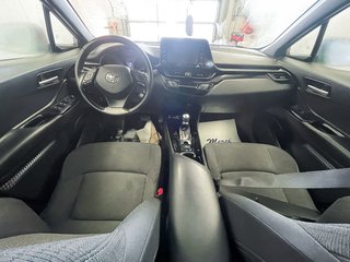 Toyota C-HR  2019 à St-Jérôme, Québec - 10 - w320h240px