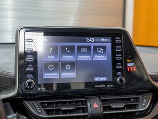 Toyota C-HR  2022 à St-Jérôme, Québec - 16 - w320h240px