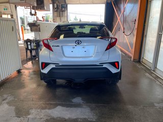 Toyota C-HR  2022 à St-Jérôme, Québec - 6 - w320h240px
