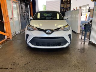 Toyota C-HR  2022 à St-Jérôme, Québec - 4 - w320h240px