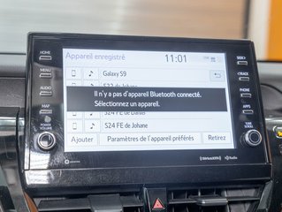 Toyota Camry Hybrid  2022 à St-Jérôme, Québec - 17 - w320h240px