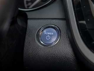 Toyota Camry Hybrid  2022 à St-Jérôme, Québec - 27 - w320h240px