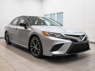 2018 Toyota Camry in St-Jérôme, Quebec - 10 - w320h240px