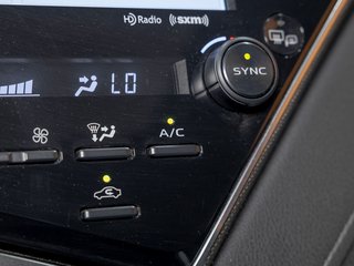 2018 Toyota Camry in St-Jérôme, Quebec - 26 - w320h240px