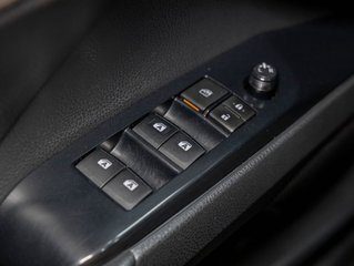 Toyota Camry  2018 à St-Jérôme, Québec - 24 - w320h240px