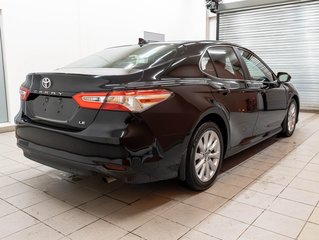 Toyota Camry  2018 à St-Jérôme, Québec - 8 - w320h240px