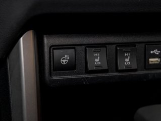Toyota COROLLA CROSS  2022 à St-Jérôme, Québec - 23 - w320h240px