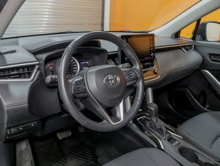 Toyota COROLLA CROSS  2022 à St-Jérôme, Québec - 2 - w320h240px