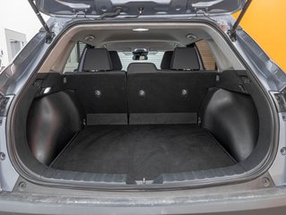 2024 Toyota Corolla Cross in St-Jérôme, Quebec - 27 - w320h240px