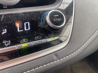 Toyota Corolla Hatchback  2020 à St-Jérôme, Québec - 14 - w320h240px