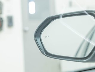 2022 Toyota Corolla in St-Jérôme, Quebec - 24 - w320h240px