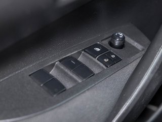 Toyota Corolla  2022 à St-Jérôme, Québec - 23 - w320h240px
