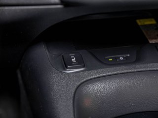 Toyota Corolla  2022 à St-Jérôme, Québec - 22 - w320h240px