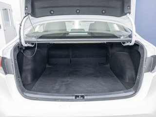 2023 Toyota Corolla in St-Jérôme, Quebec - 28 - w320h240px
