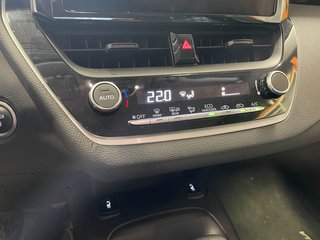 Toyota Corolla  2024 à St-Jérôme, Québec - 12 - w320h240px