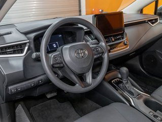 Toyota Corolla  2024 à St-Jérôme, Québec - 2 - w320h240px