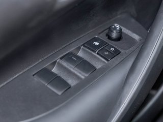 Toyota Corolla  2024 à St-Jérôme, Québec - 26 - w320h240px