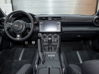 2022 Toyota GR86 in St-Jérôme, Quebec - 11 - w320h240px