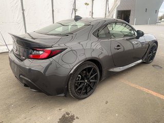 2022 Toyota GR86 in St-Jérôme, Quebec - 8 - w320h240px