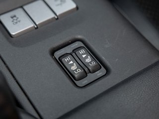 2022 Toyota GR86 in St-Jérôme, Quebec - 21 - w320h240px