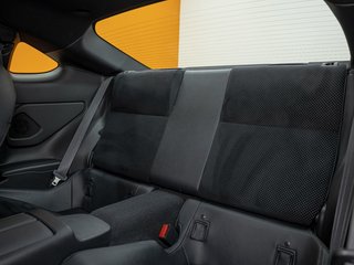 2022 Toyota GR86 in St-Jérôme, Quebec - 26 - w320h240px