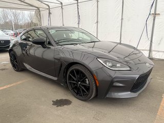 2022 Toyota GR86 in St-Jérôme, Quebec - 9 - w320h240px
